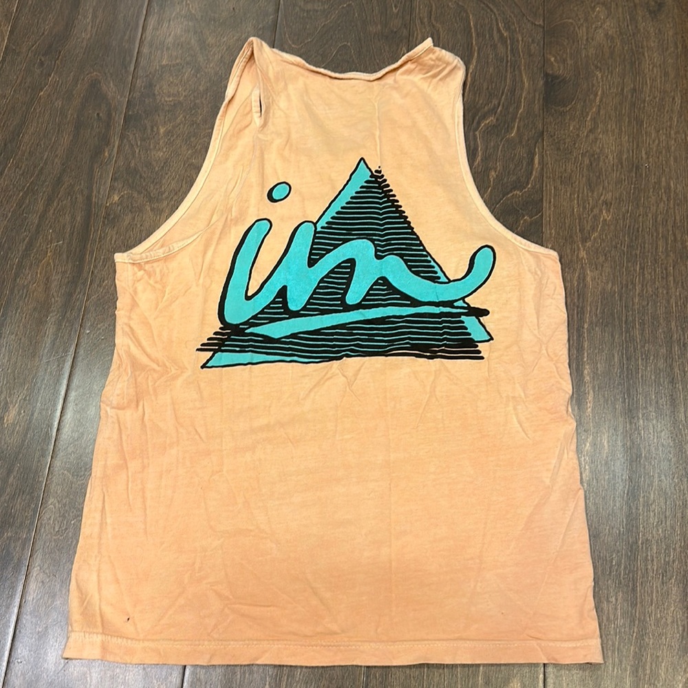 Color changing tank top